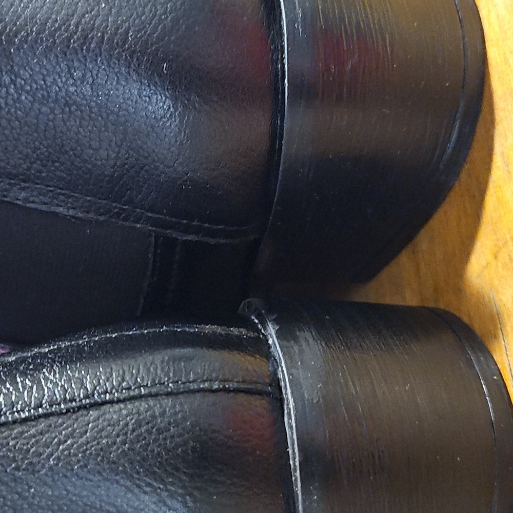 NEW!! NEW!! Kenneth Cole Reaction Black Chelsea Boots _ Size 8 - Picture 4 of 11
